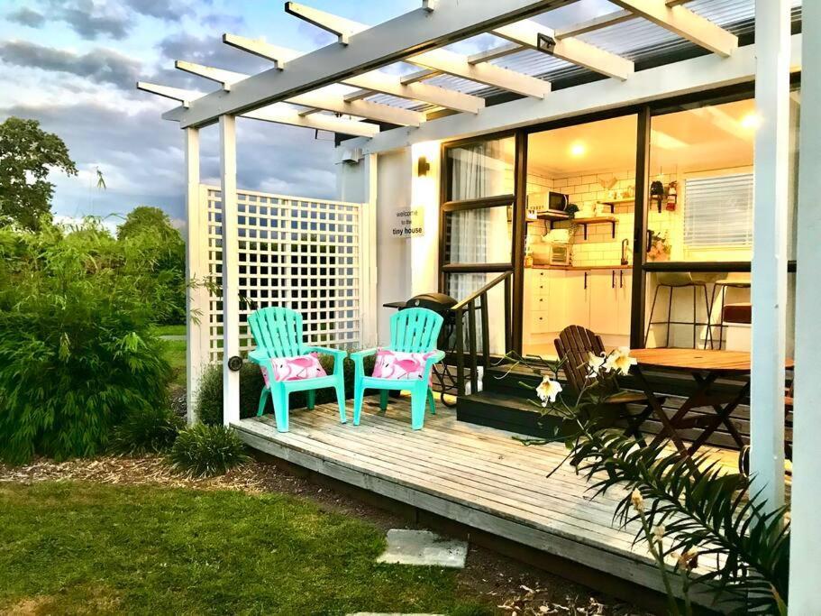 Rustling Oaks Nz Tropical Tiny House Villa Tamahere Екстериор снимка